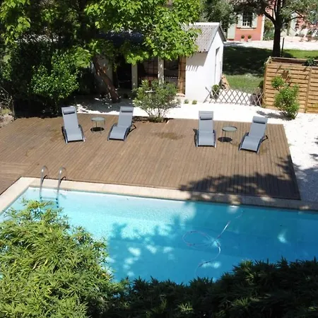 Le Pavillon - Bed & Breakfast